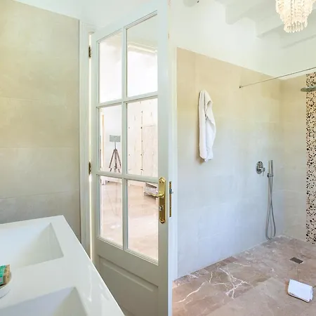 Owl Booking Can Bregat - Luxury Retreat Villa *